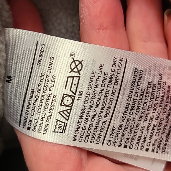 Old Navy Insulated Vest - Picture 3 of 7